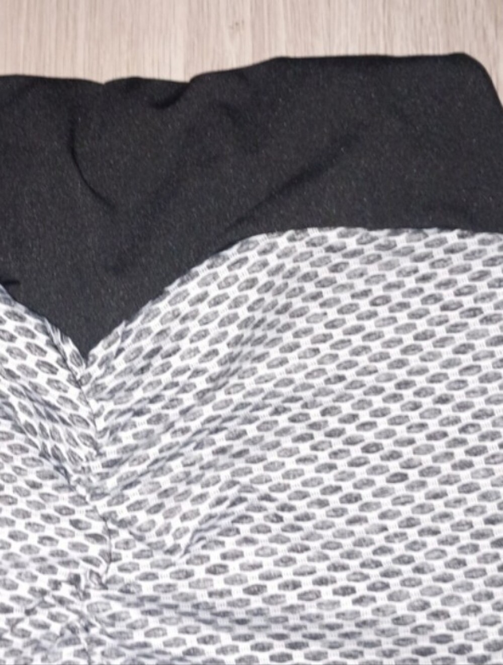 Women’s Black & White Textured Leggings with Black Waistband